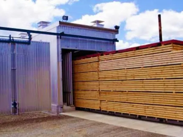 Komorowe suszenie drewna - na czym polega?