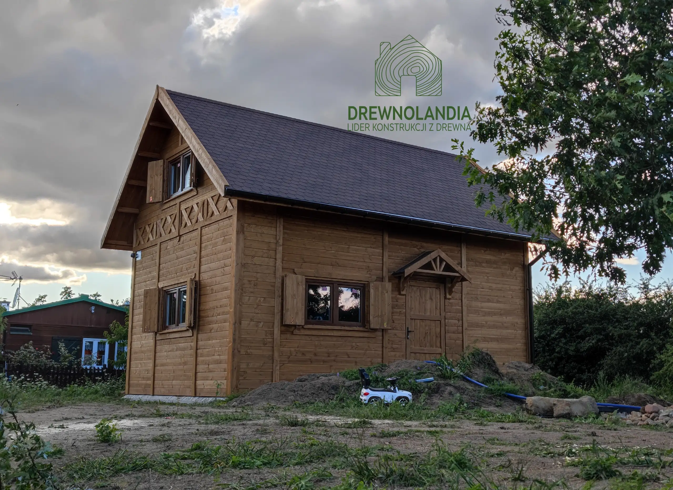 Drewniany domek rekreacyjny całoroczny CRA8 - 35 m²