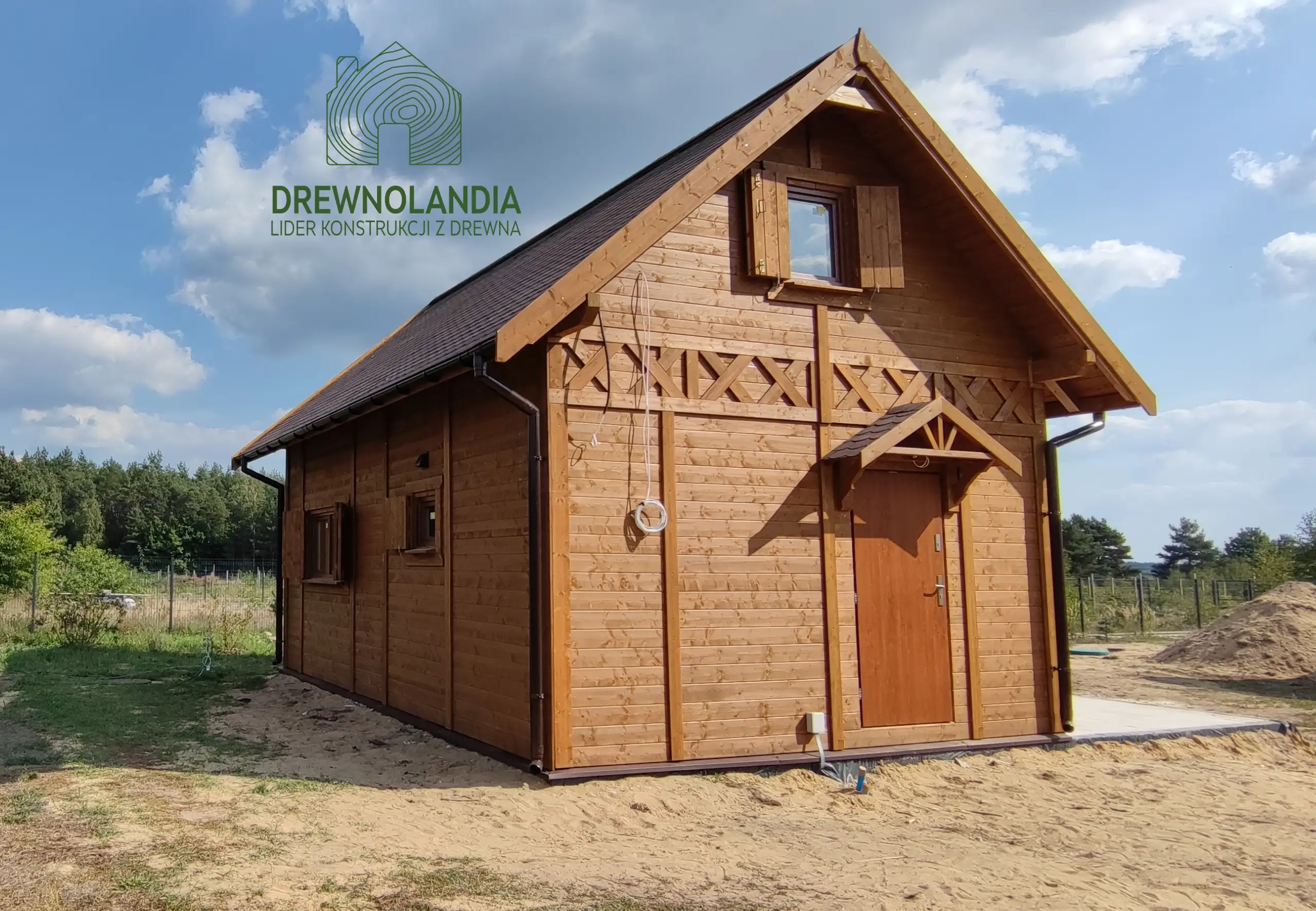 Drewniany domek rekreacyjny całoroczny CRA8 - 35 m²