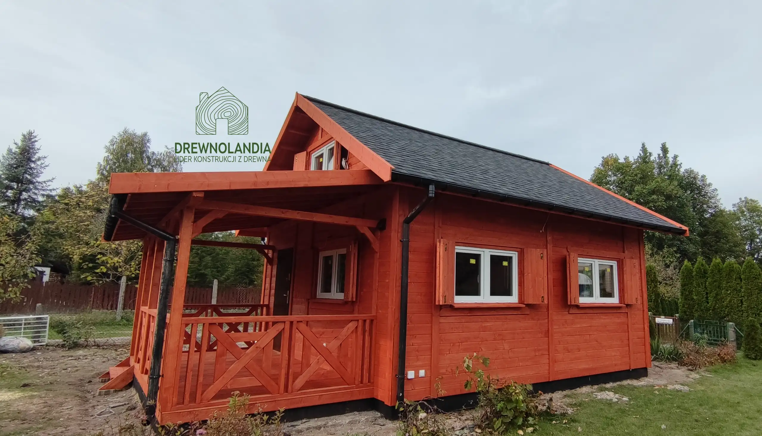 Domek Rekreacyjny z tarasem Marcel IV - 5,9 x 5,9m