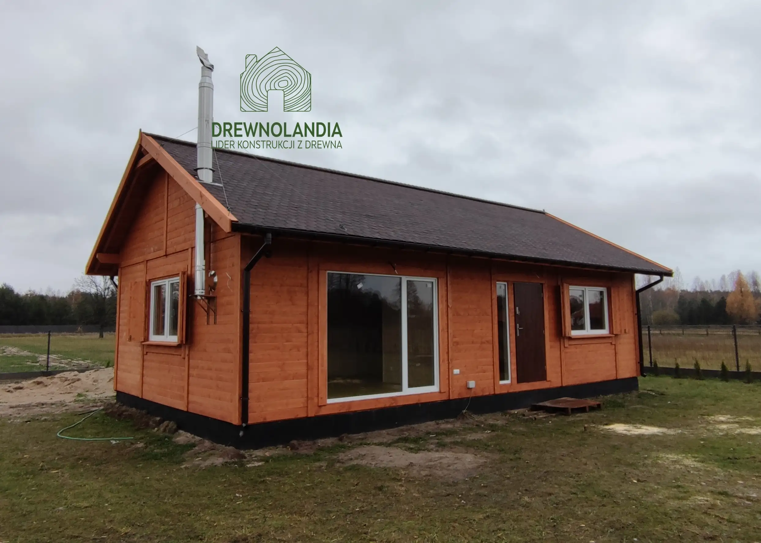 Drewniany dom rekreacyjny całoroczny CRK17 - 11m x 6m - 66 m2