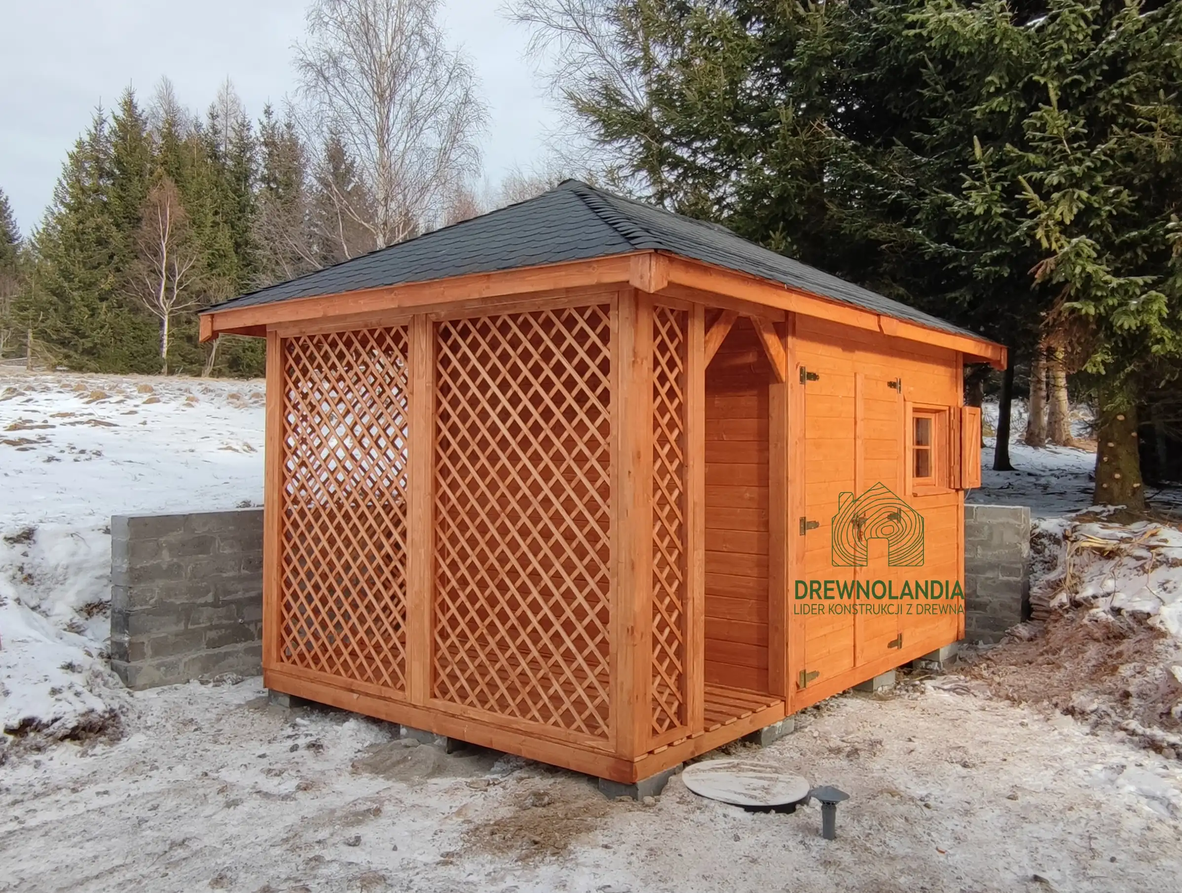 Domek narzędziowy z drewna Kacper - 4,5x3m z drewutnią 