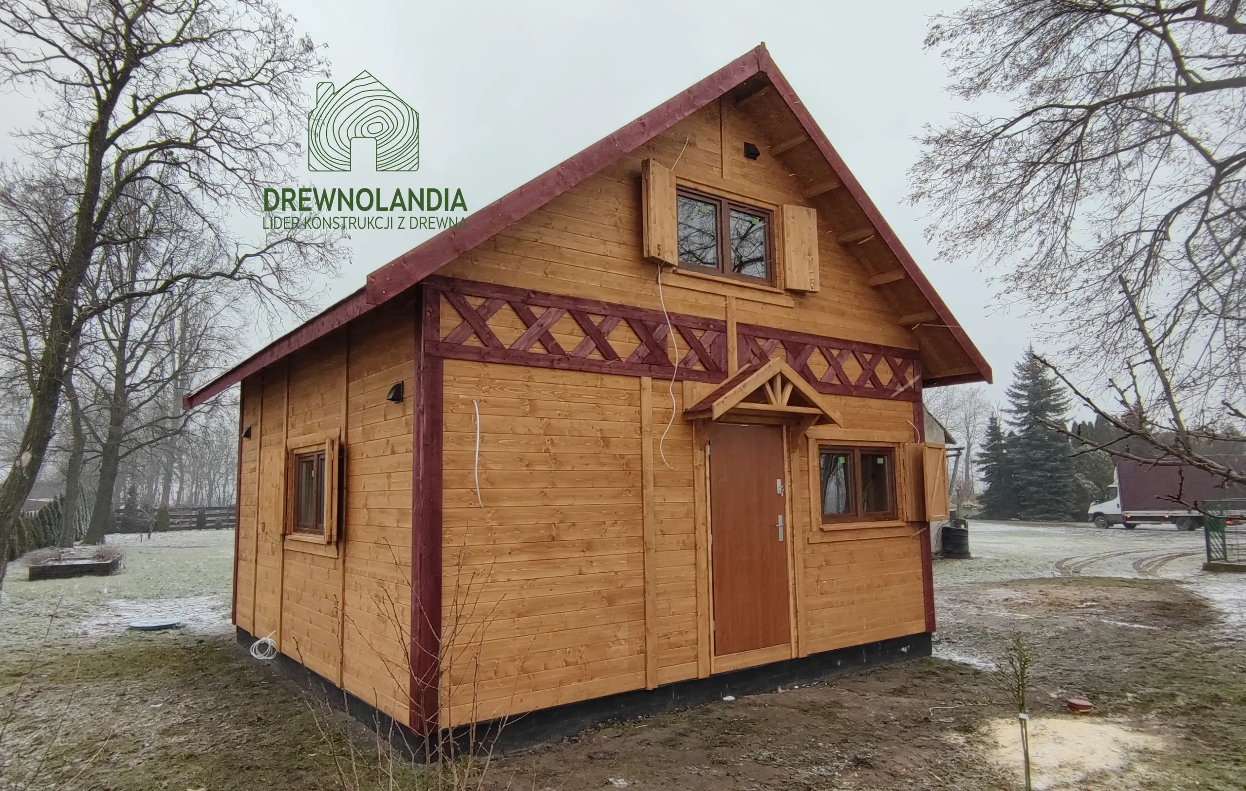 Wiktor V z oknami PCV - 5,9x5,9m