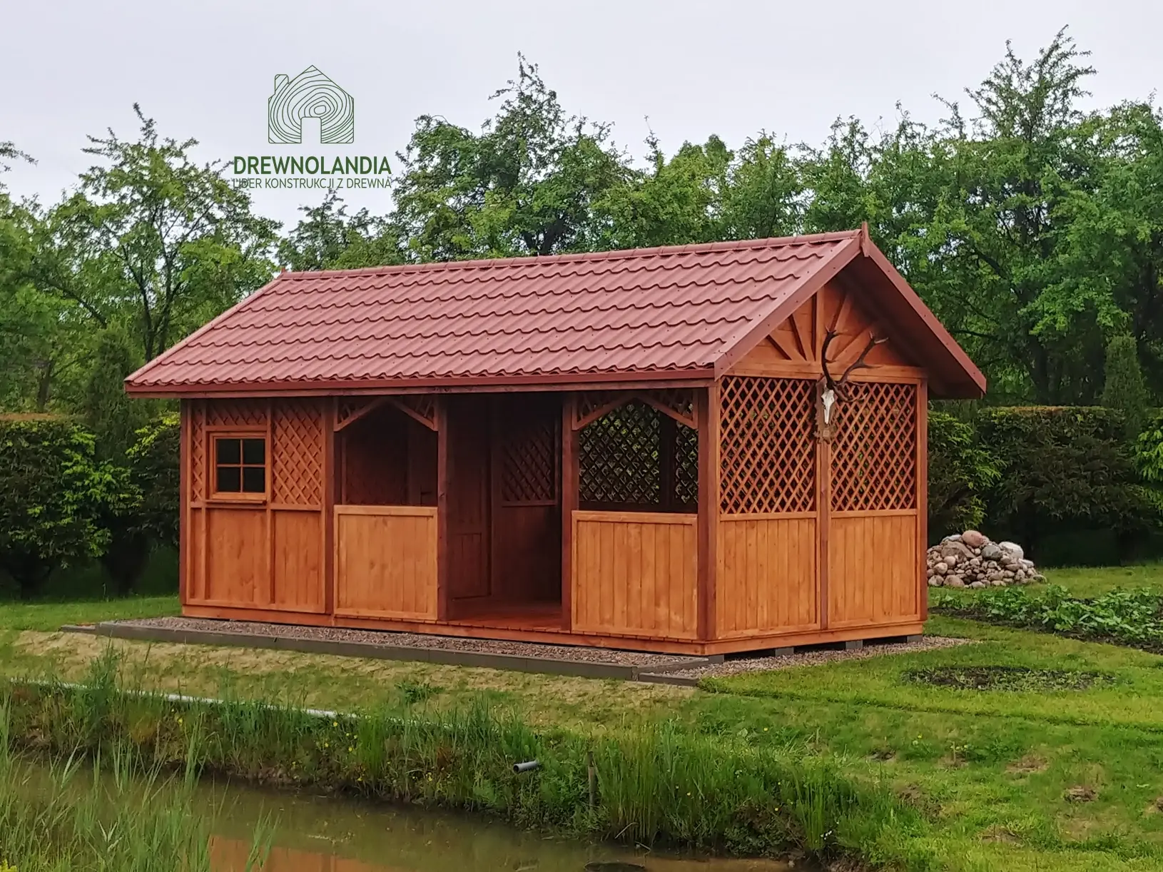 Drewniana altana ogrodowa Helena ze schowkiem na narzędzia