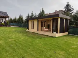 Domek narzędziowy Nataniel 8m x 3,5m z przestrzenią wypoczynkową - zdjęcie 3