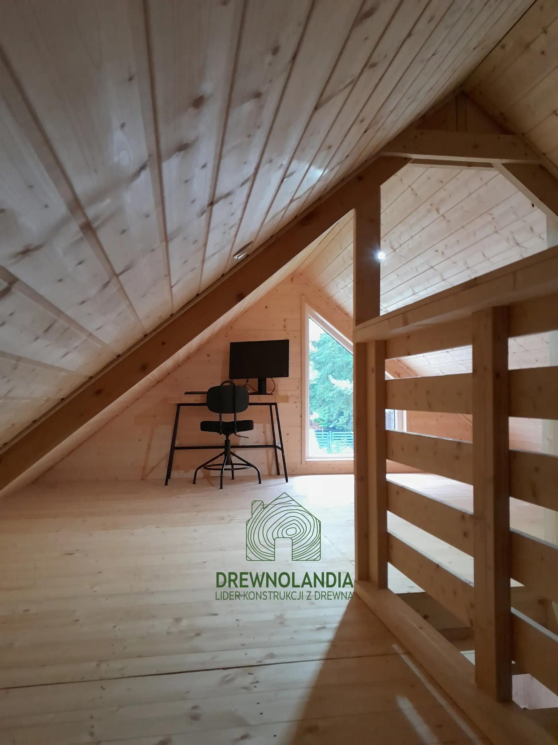  Wiktor VI z oknami PCV - 5,9x5,9m