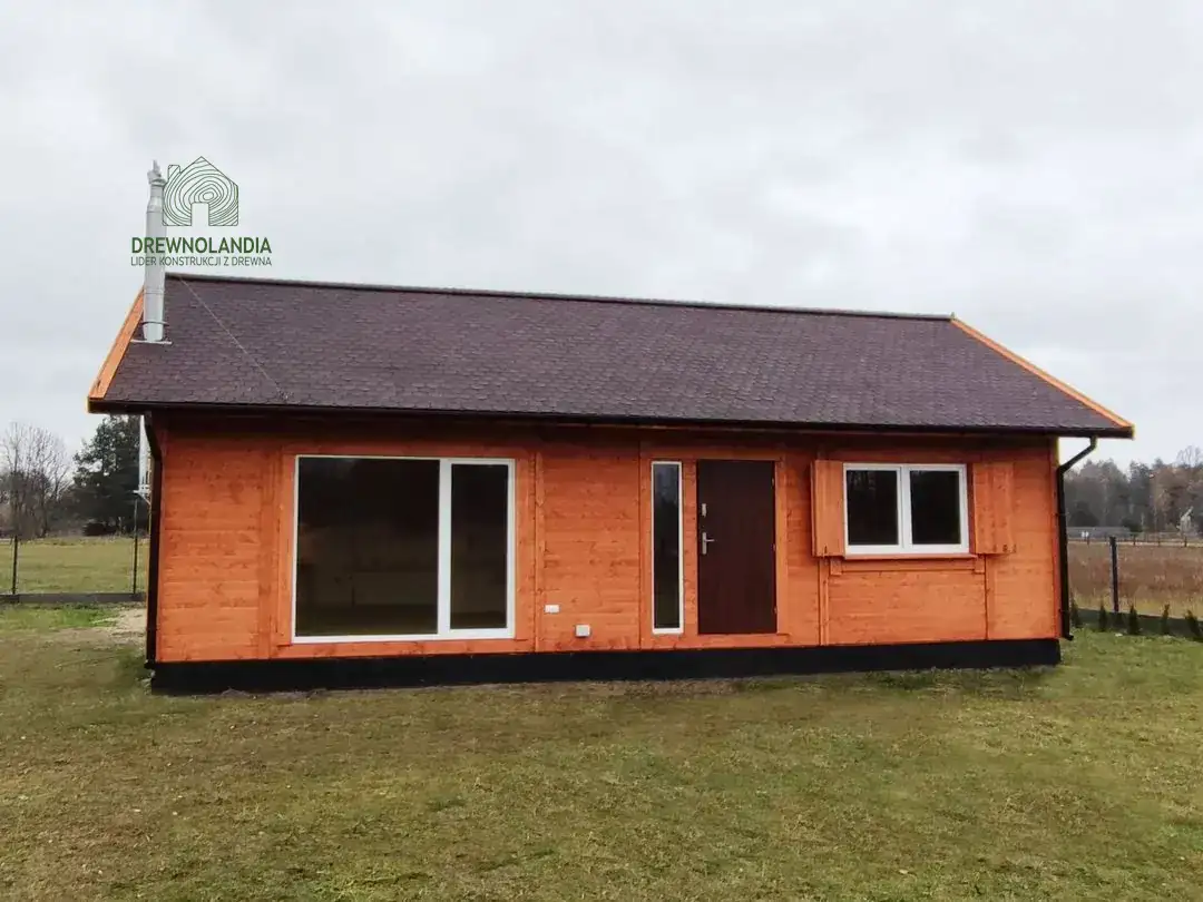 Drewniany dom rekreacyjny Kazimierz - 6m x 10,5m - 63 m² 