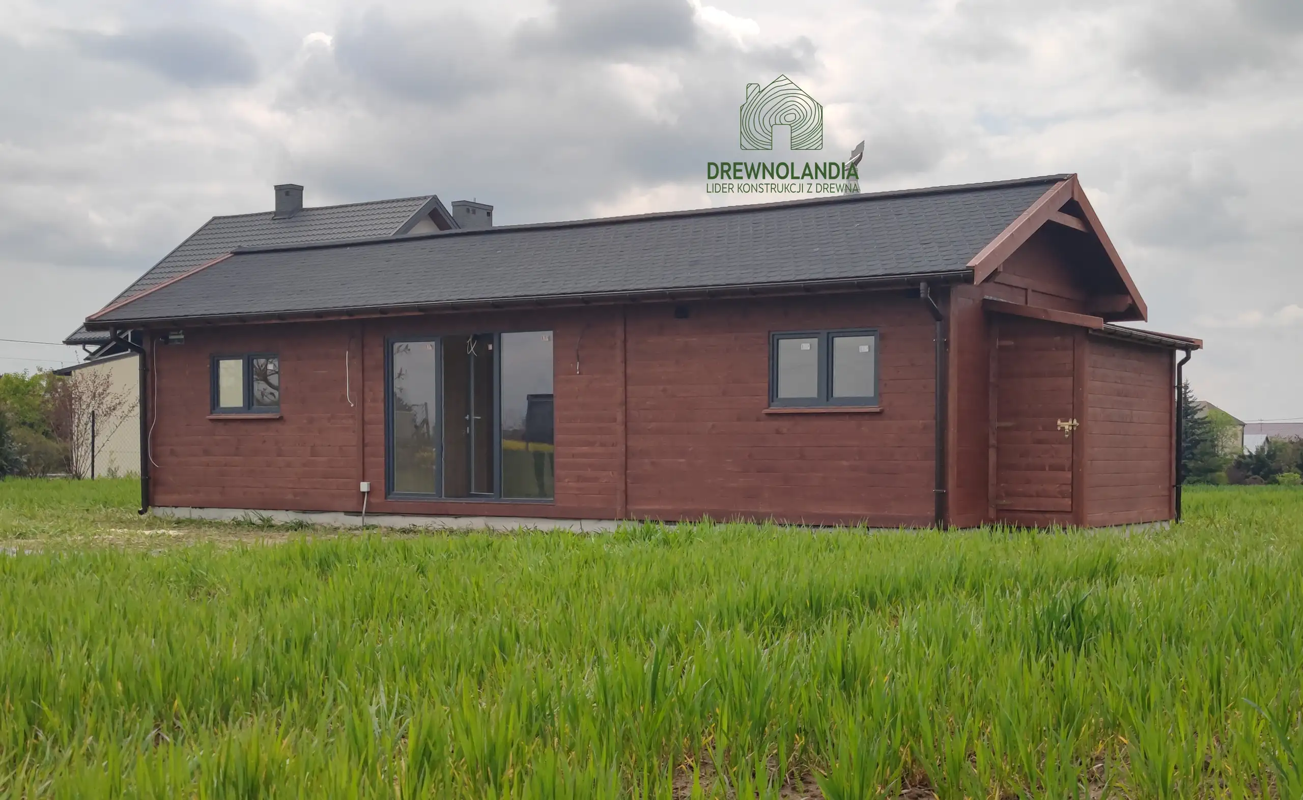 Drewniany domek rekreacyjny całoroczny CRK2 - 48 m²