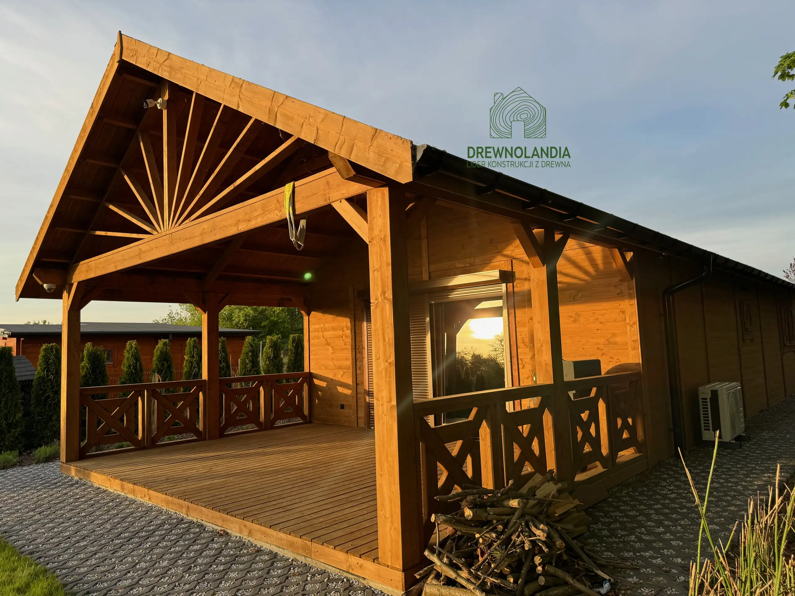 Drewniany domek rekreacyjny całoroczny CRK1 - 70 m²