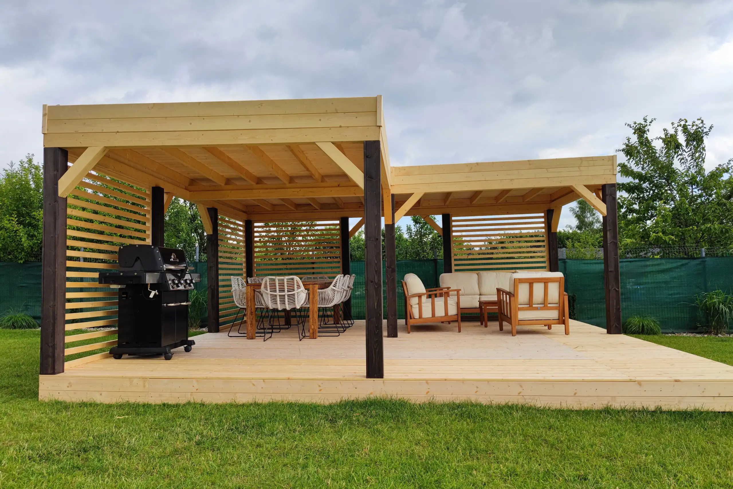 Altana Liwia - 6m x 6m