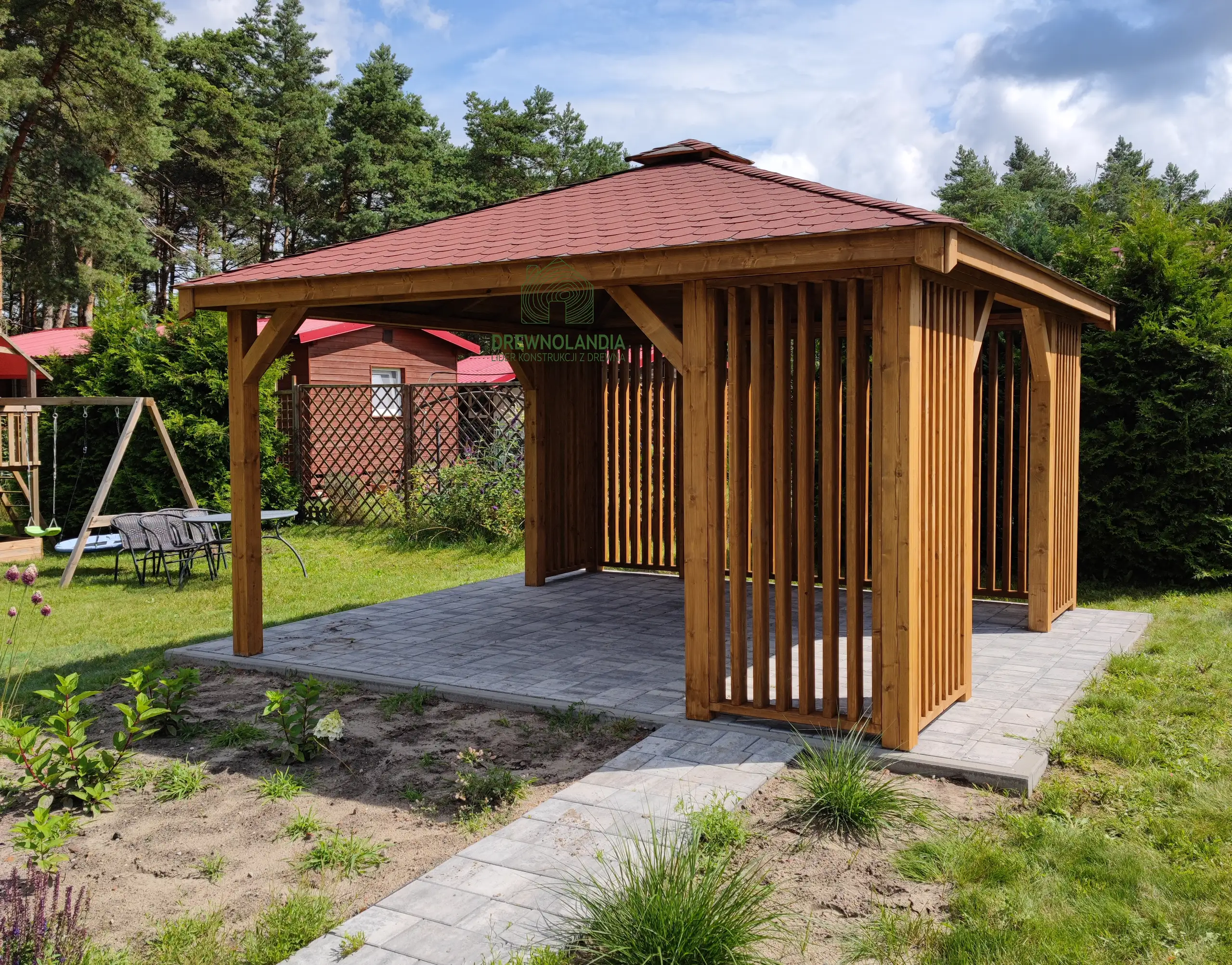 Altana Nela - 4m x 4m