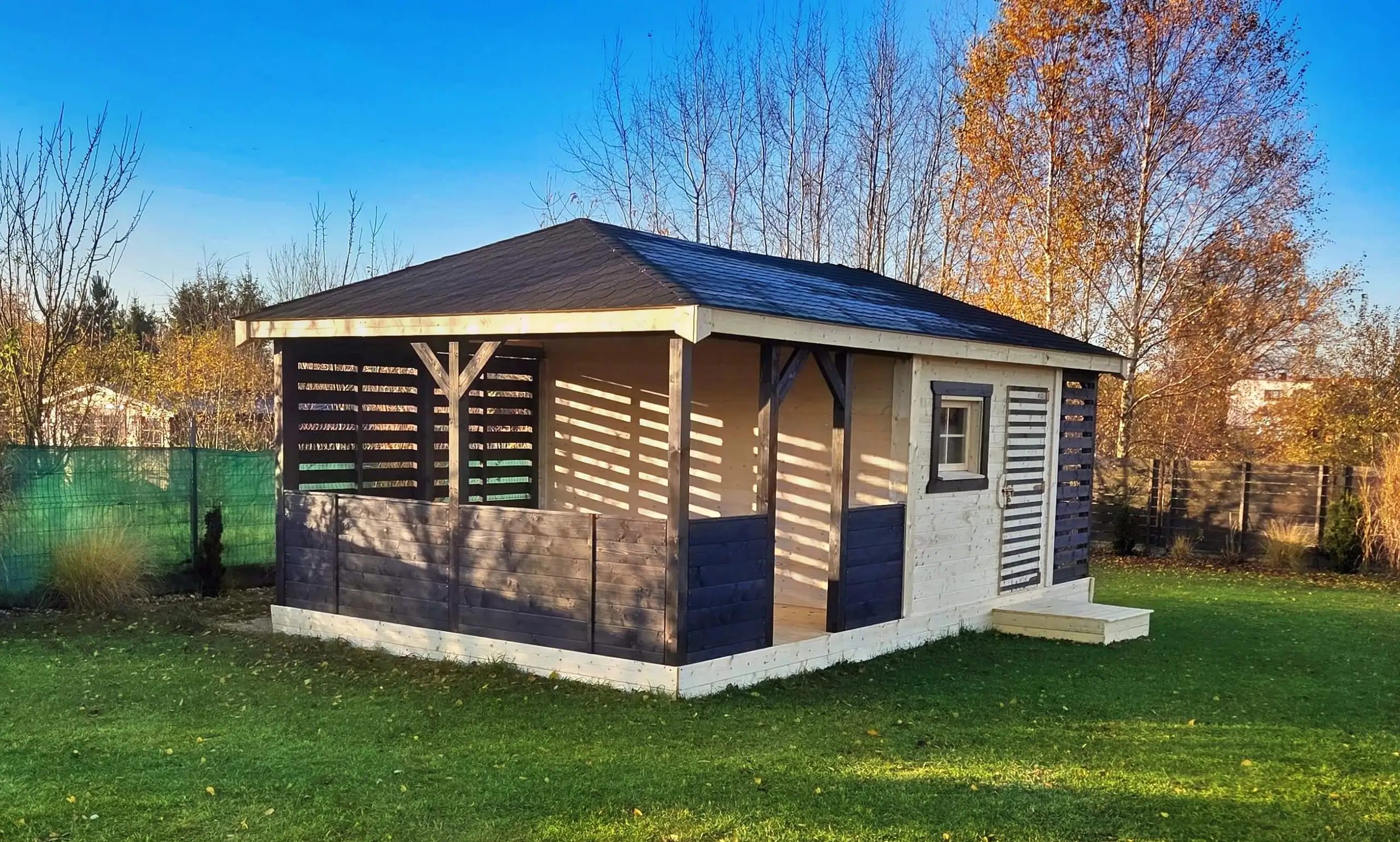 Altana Premium z Domkiem i Drewutnią Ludwik v3 6×4 m