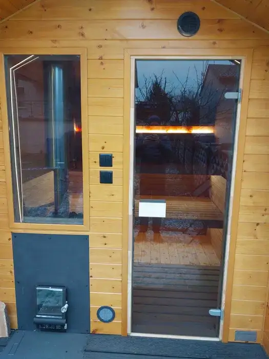 Sauna Fińska z piecem opalanym drewnem 2