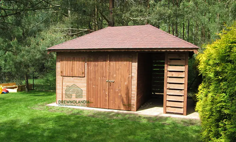 Domek narzędziowy z drewna Kacper - 4,5x3m z drewutnią 