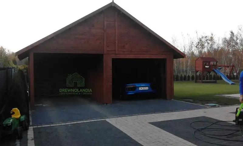 Wiata samochodowa Magda 6x5m – Garaż dla dwóch aut z pomieszczeniem gospodarczym