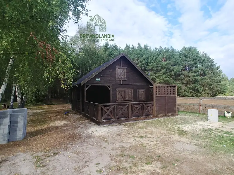 Domek z drewna Maciek II 5x5 + tars 5x3m