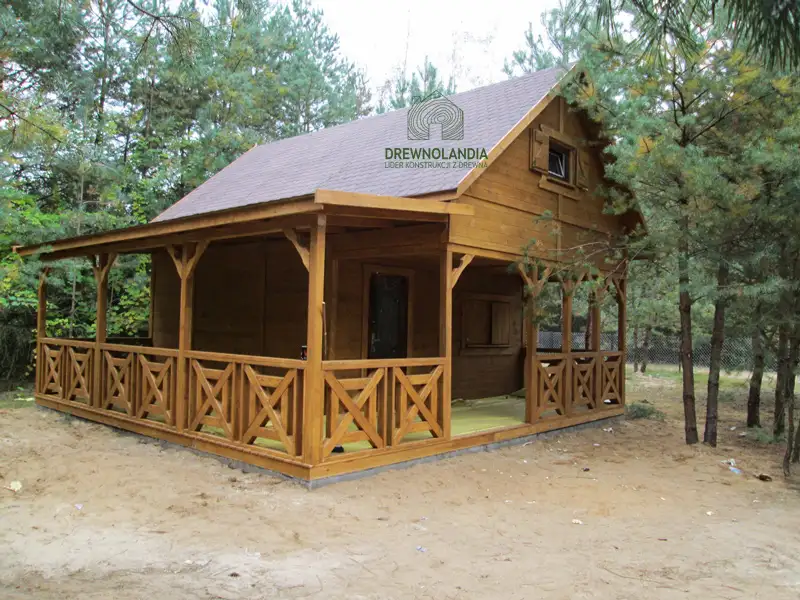 Domek Olaf 7x5m z tarasem bocznym 7x2m