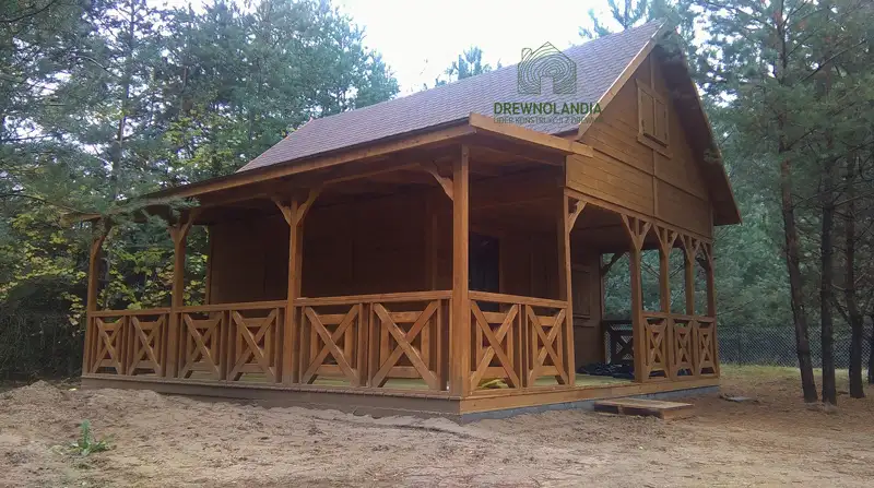 Domek Olaf 7x5m z tarasem bocznym 7x2m