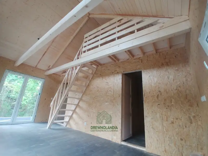 Nowoczesny drewniany domek z antresolą Adam IV 5,9m x 5,9m 