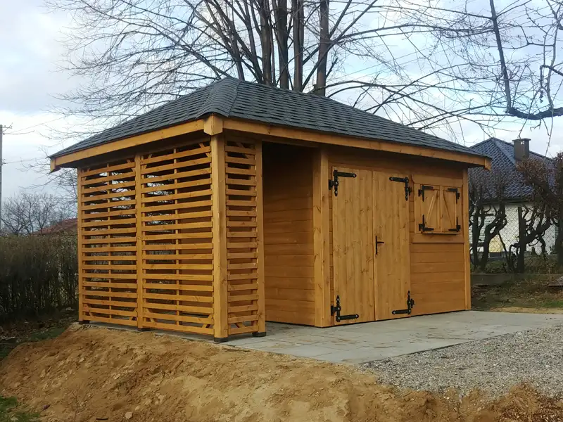Domek narzędziowy z drewna Kacper - 4,5x3m z drewutnią 