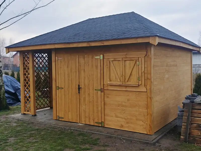 Domek narzędziowy z drewna Kacper - 4,5x3m z drewutnią 