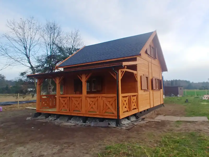 Domek drewniany na działkę Julian - 6x7,5m