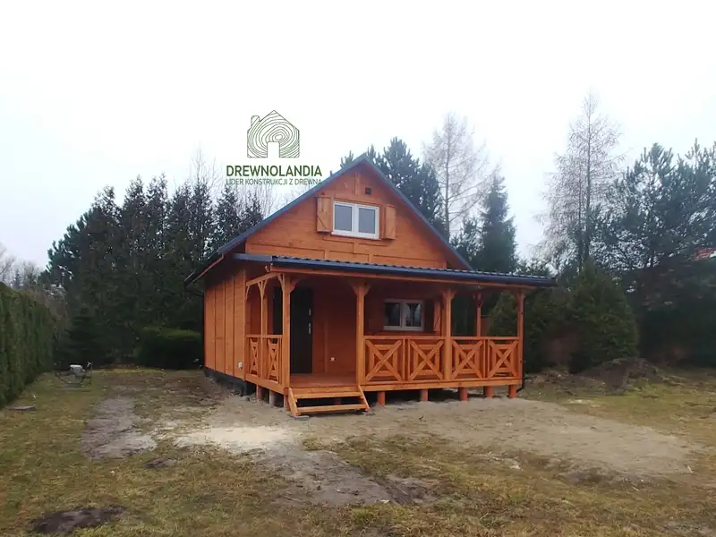Domek drewniany Janusz 7m x 5m + taras 4,5m x 2m