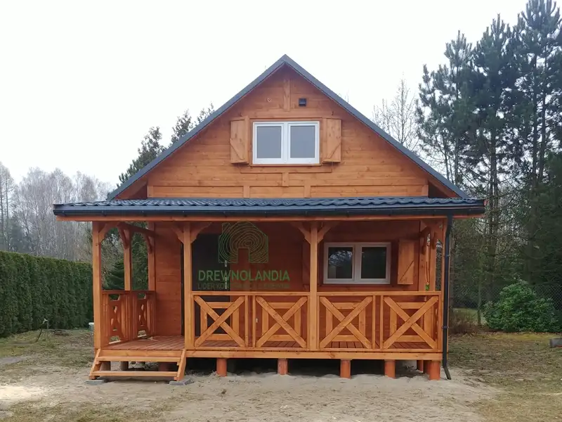 Domek drewniany Janusz 7m x 5m + taras 4,5m x 2m
