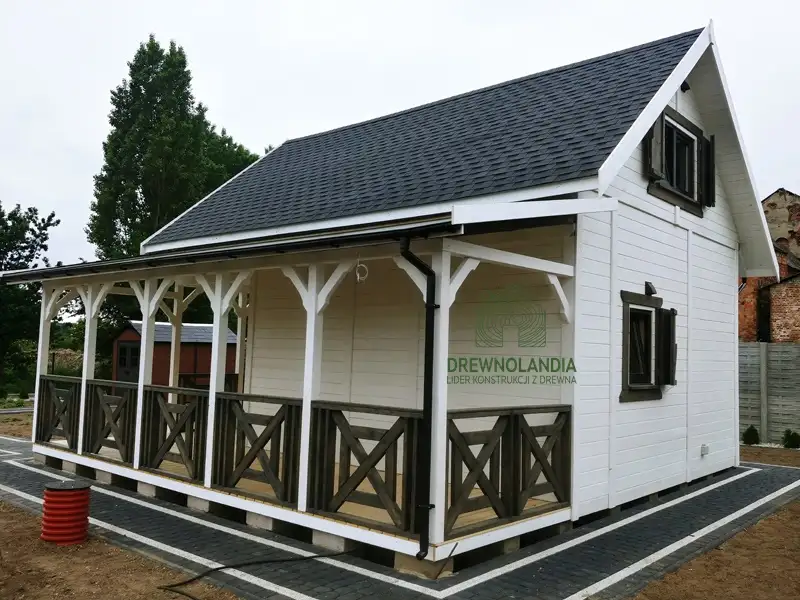 Domek Olaf 7x5m z tarasem bocznym 7x2m