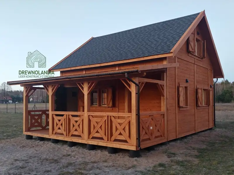 Domek drewniany na działkę Julian - 6x7,5m