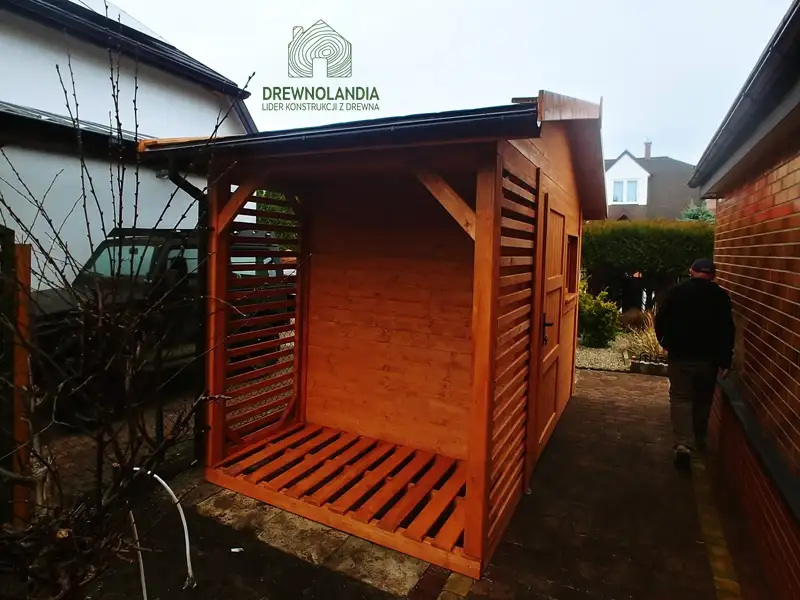 Domek gospodarczy z drewna Bonifacy - 3x2,5m
