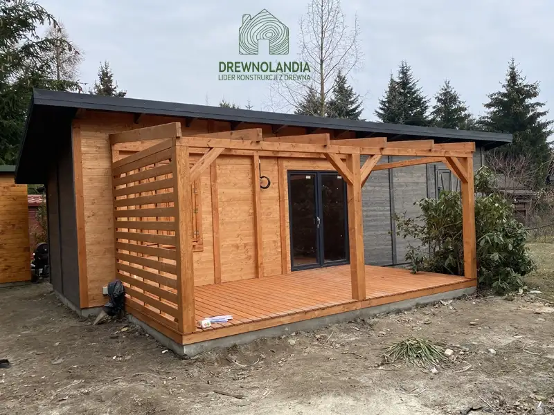 Domek parterowy Marek z oknami PCV - 3,5m x 10m z werandą 3m x 5m