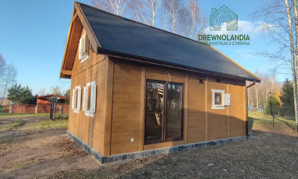 Drewniany domek rekreacyjny całoroczny CRA8 - 35 m²