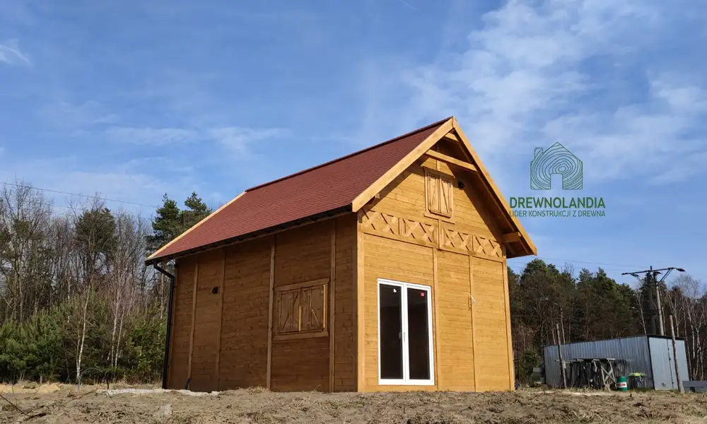 Drewniany domek rekreacyjny całoroczny CRA8 - 35 m²