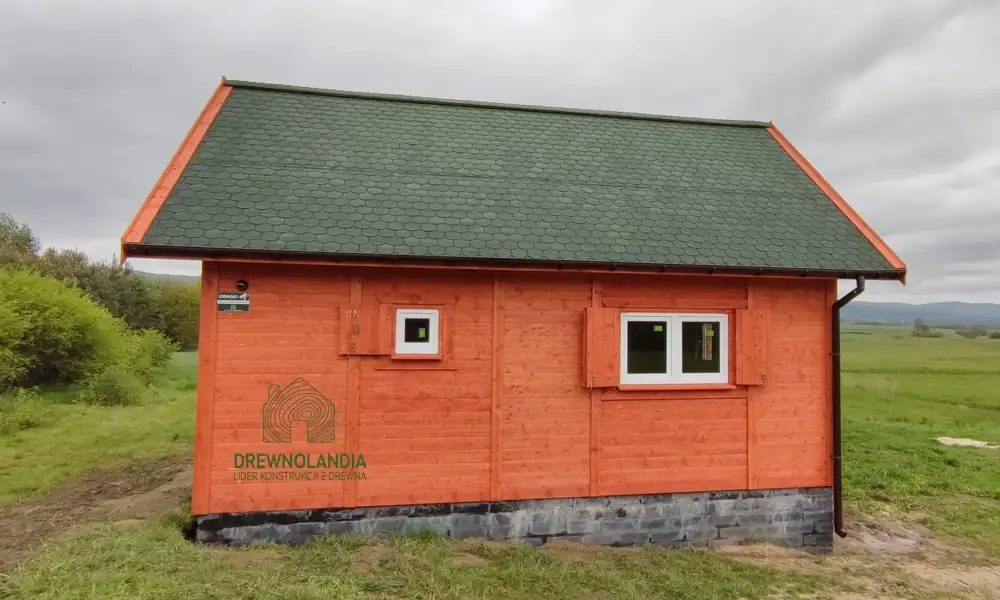 Drewniany domek rekreacyjny całoroczny CRA8 - 35 m²