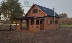 Domek drewniany Janusz 7m x 5m + taras 4,5m x 2m - zdjęcie 1