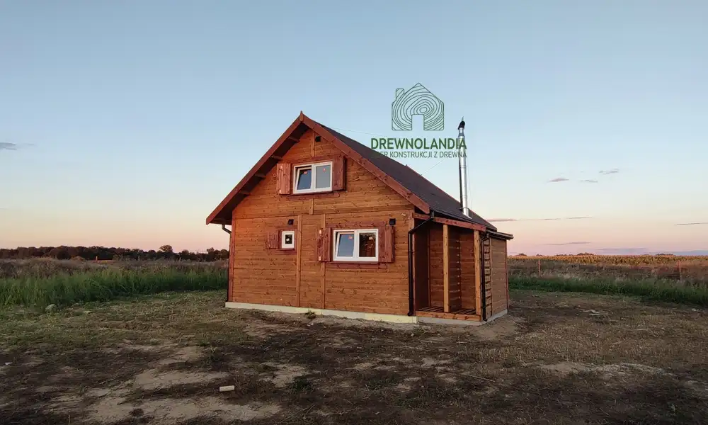 Wiktor V z oknami PCV - 5,9x5,9m